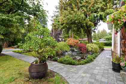 1366-compston-crescent-beach-grove-tsawwassen-03 at 1366 Compston Crescent, Beach Grove, Tsawwassen