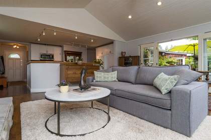 1366-compston-crescent-beach-grove-tsawwassen-04 at 1366 Compston Crescent, Beach Grove, Tsawwassen