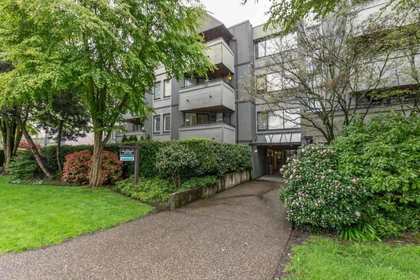 1476-w-10th-avenue-fairview-vw-vancouver-west-01 at 205 - 1476 W 10th Avenue, Fairview VW, Vancouver West