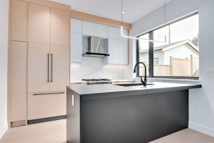 930-e-10th-avenue-mount-pleasant-ve-vancouver-east-07 at 2 - 930 E 10th Avenue, Mount Pleasant VE, Vancouver East