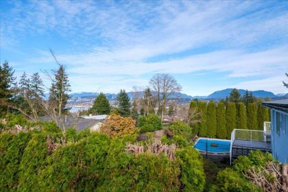 11235-park-place-bolivar-heights-north-surrey-02 at 11235 Park Place, Bolivar Heights, North Surrey