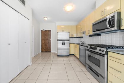 168-e-esplanade-avenue-lower-lonsdale-north-vancouver-17 at 605 - 168 E Esplanade Avenue, Lower Lonsdale, North Vancouver