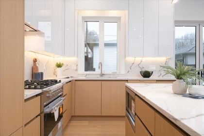 2750-e-5th-avenue-renfrew-ve-vancouver-east-09 at 2 - 2750 E 5th Avenue, Renfrew VE, Vancouver East