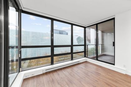 933-hornby-street-downtown-vw-vancouver-west-05 at 602 - 933 Hornby Street, Downtown VW, Vancouver West