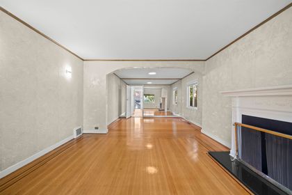 555-w-19th-avenue-cambie-vancouver-west-06 at 555 W 19th Avenue, Cambie, Vancouver West