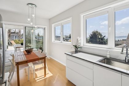 956-kent-street-white-rock-south-surrey-white-rock-10 at 956 Kent Street, White Rock, South Surrey White Rock