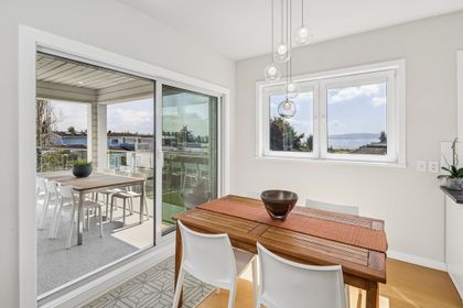956-kent-street-white-rock-south-surrey-white-rock-11 at 956 Kent Street, White Rock, South Surrey White Rock
