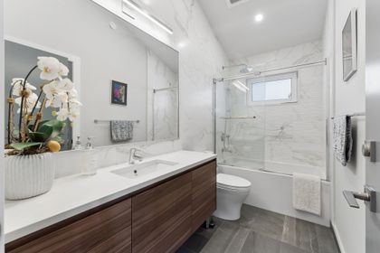 956-kent-street-white-rock-south-surrey-white-rock-18 at 956 Kent Street, White Rock, South Surrey White Rock