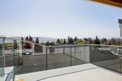 956-kent-street-white-rock-south-surrey-white-rock-25 at 956 Kent Street, White Rock, South Surrey White Rock