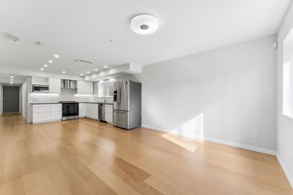 956-kent-street-white-rock-south-surrey-white-rock-33 at 956 Kent Street, White Rock, South Surrey White Rock