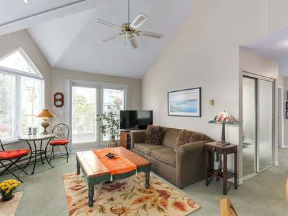 1535-chesterfield-avenue-central-lonsdale-north-vancouver-03 at 306 - 1535 Chesterfield Avenue, Central Lonsdale, North Vancouver