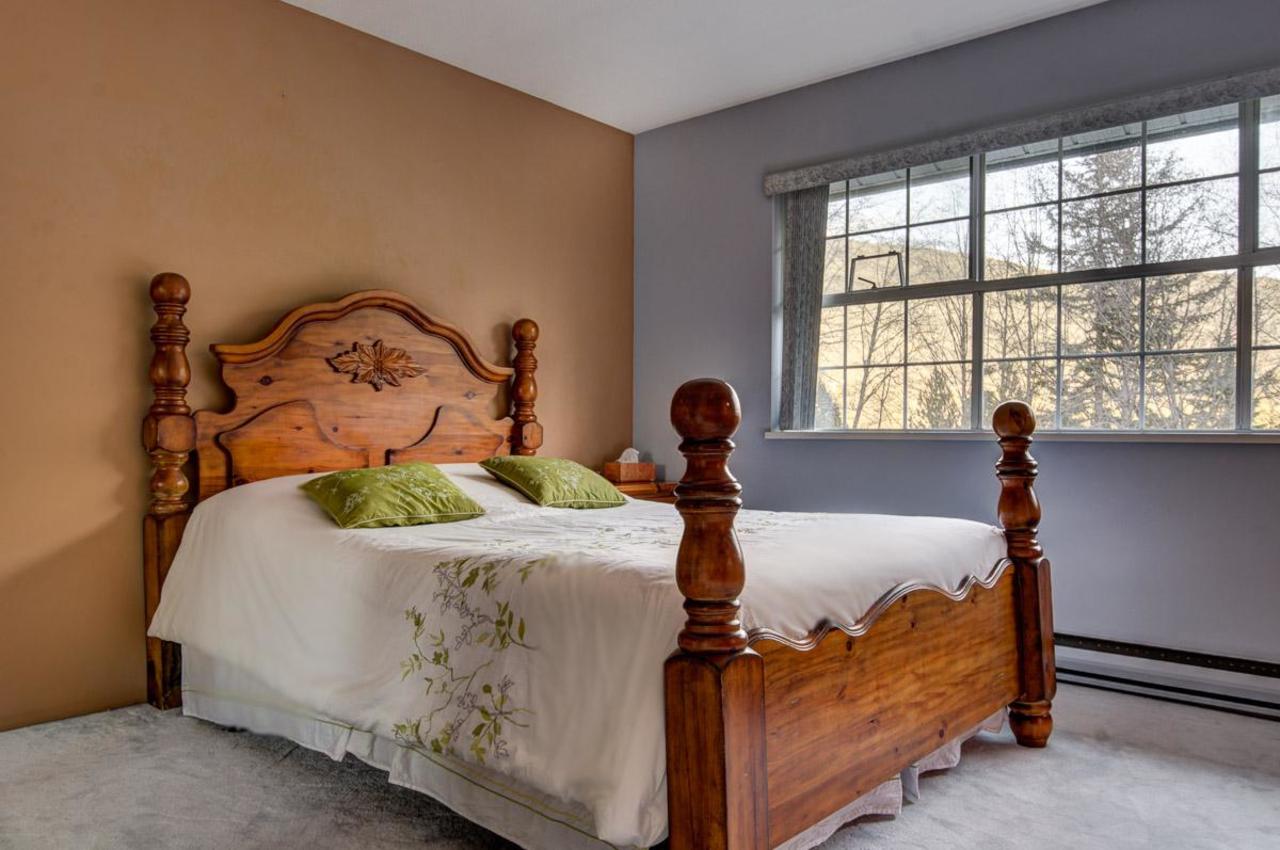 229RabbitLnMasterBed1 at 229 Rabbit Lane, British Properties, West Vancouver