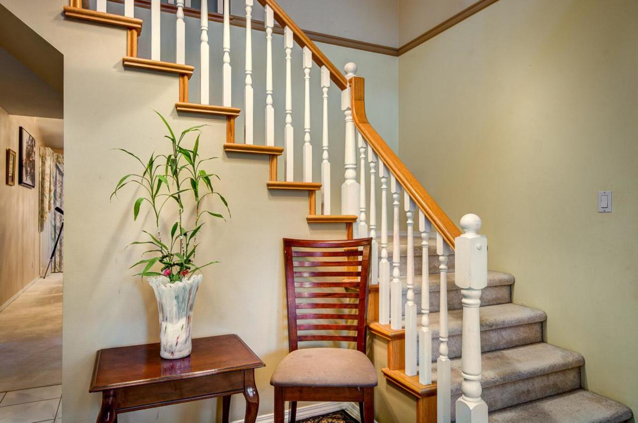229RabbitLnStairway at 229 Rabbit Lane, British Properties, West Vancouver