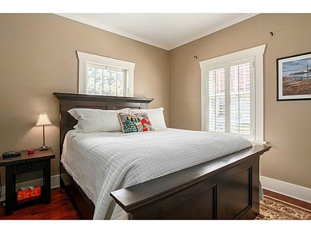 762 E 8th St bed at 762 E 8th Street, Boulevard, North Vancouver
