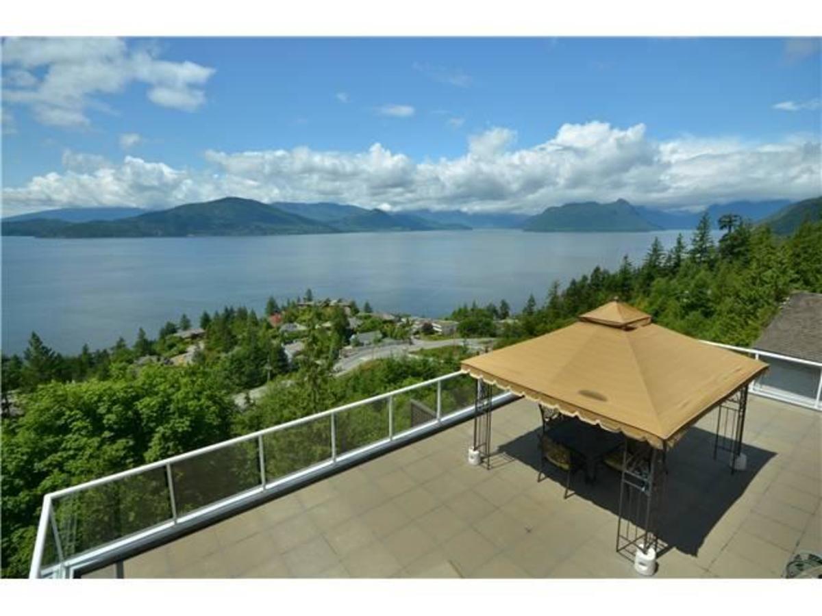 290 Kelvin Grove View Terrace at 290 Kelvin Grove Way, Lions Bay, West Vancouver
