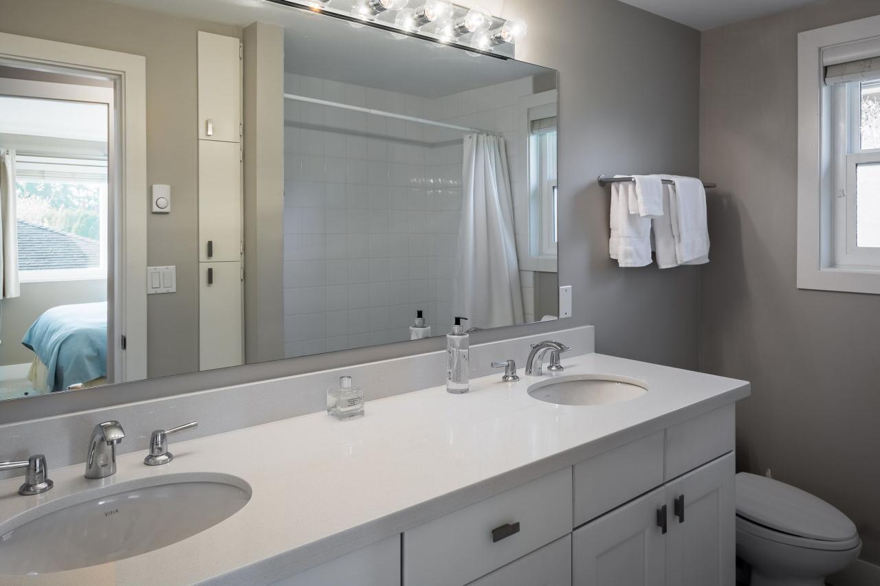 1456-Gordon-Ave-Main-Bathroom at 1456 Gordon Avenue, Ambleside, West Vancouver