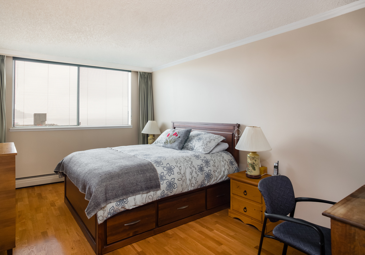 601-1390-duchess-ave-bedroom at 601 - 1390 Duchess Avenue, Ambleside, West Vancouver