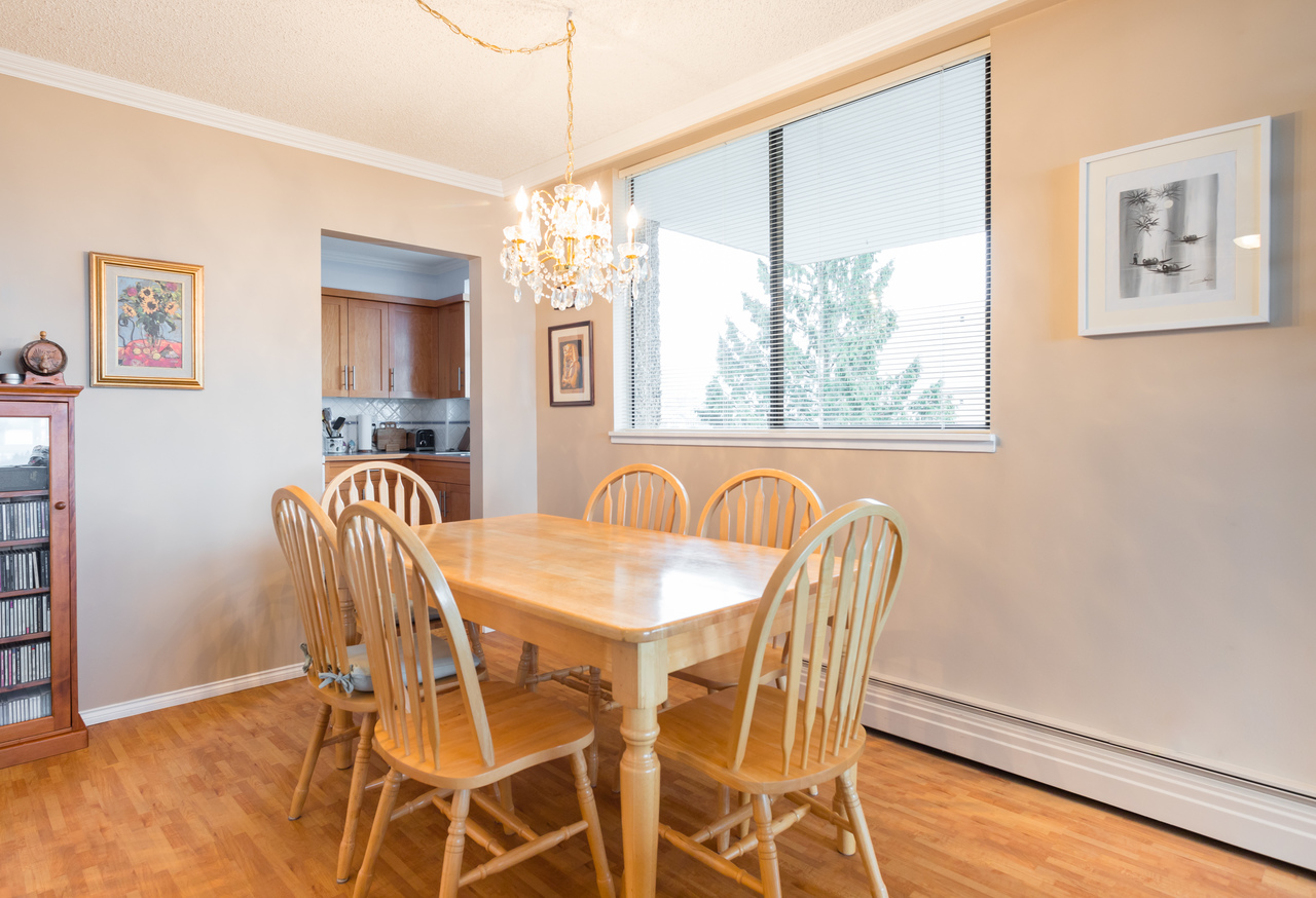 601-1390-duchess-ave-dining-room at 601 - 1390 Duchess Avenue, Ambleside, West Vancouver