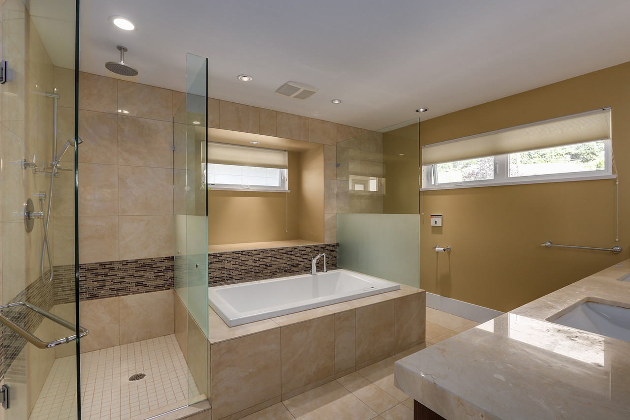 482-genoa-cres-master-ensuite at 482 Genoa Cres, Upper Delbrook, North Vancouver