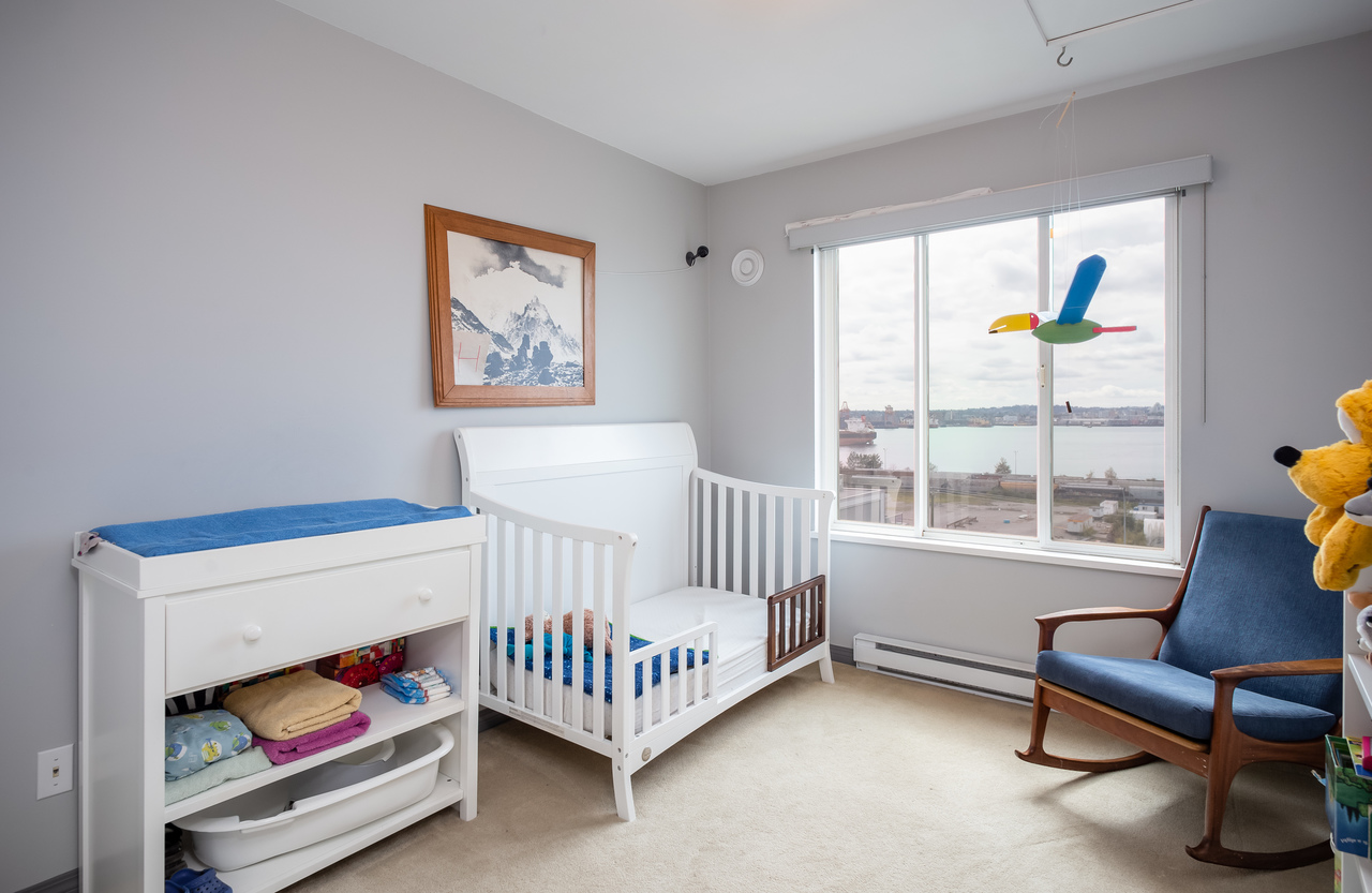 25 at 408 - 333 E 1st Street, Lower Lonsdale, North Vancouver