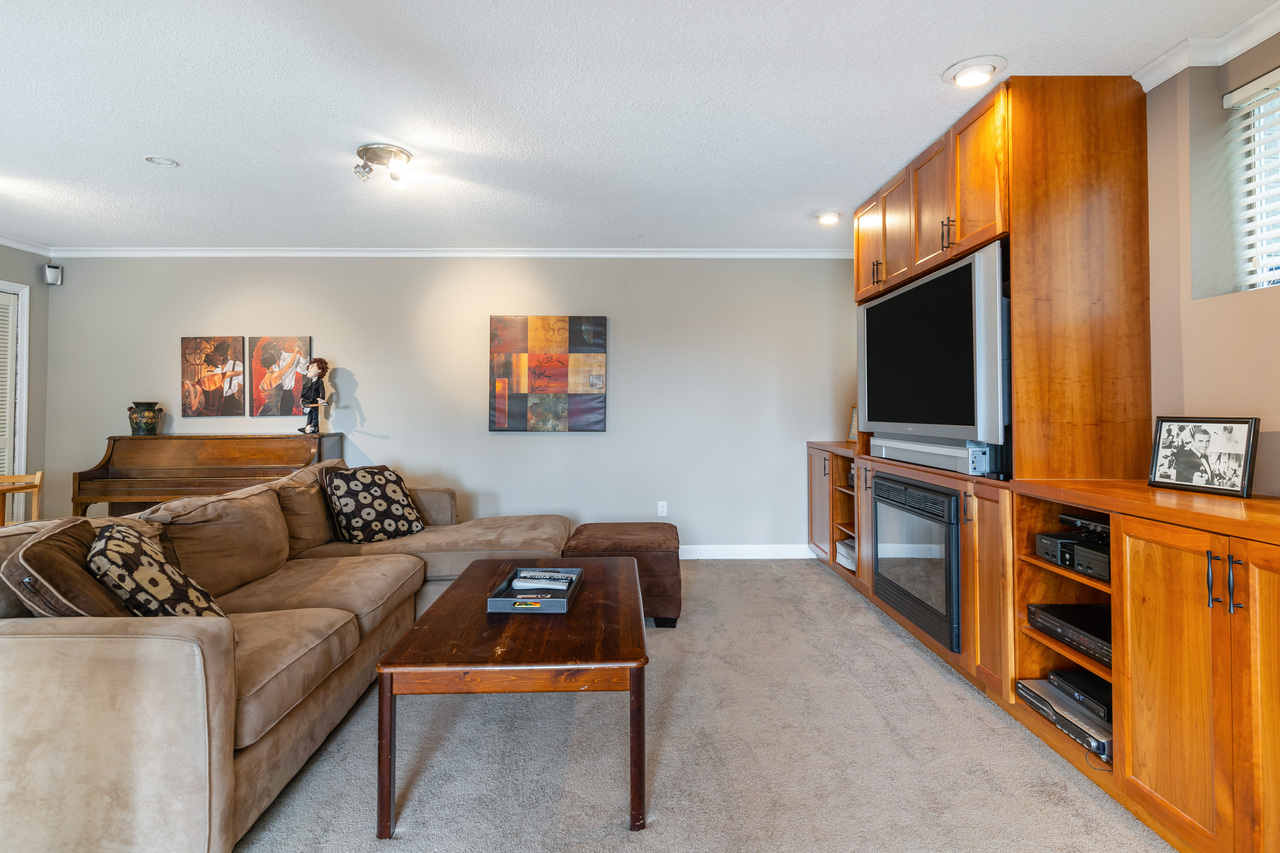575-e-braemar-rd-family-room-5 at 575 East Braemar Road, Braemar, North Vancouver