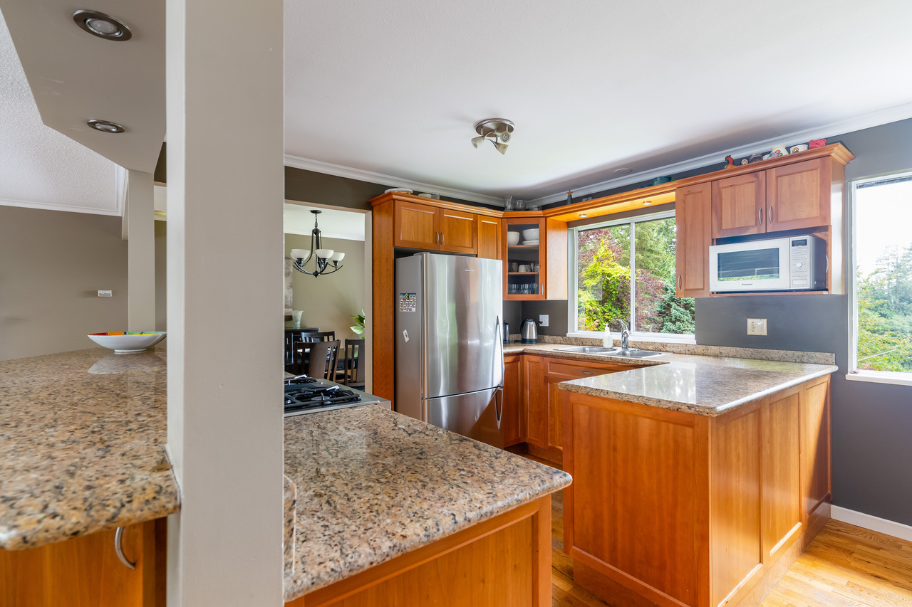 575-e-braemar-rd-kitchen-3 at 575 East Braemar Road, Braemar, North Vancouver