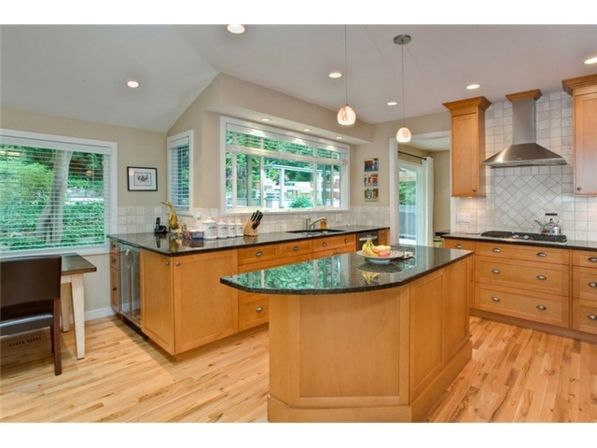 4643 Caulfeild Dr Kitchen at 4643 Caulfeild Drive, Caulfeild, West Vancouver