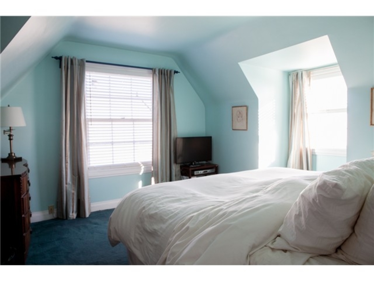 2592 Nelson Ave Bedroom 2 at 2592 Nelson Avenue, Dundarave, West Vancouver