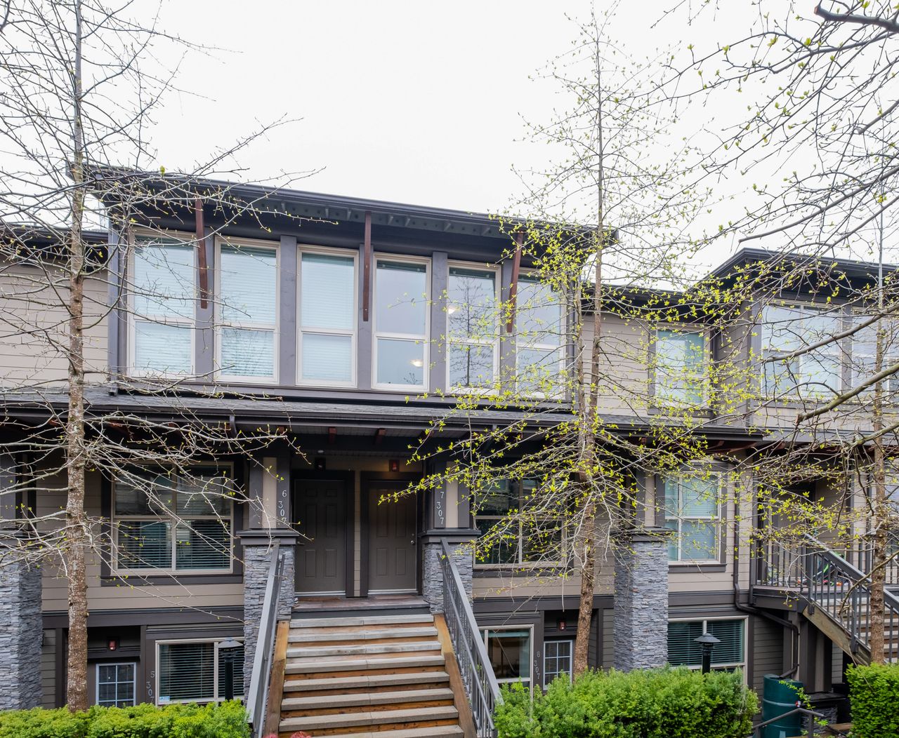 7-307-e-15th-front-view-2 at 7 - 307 E 15th Street, Central Lonsdale, North Vancouver