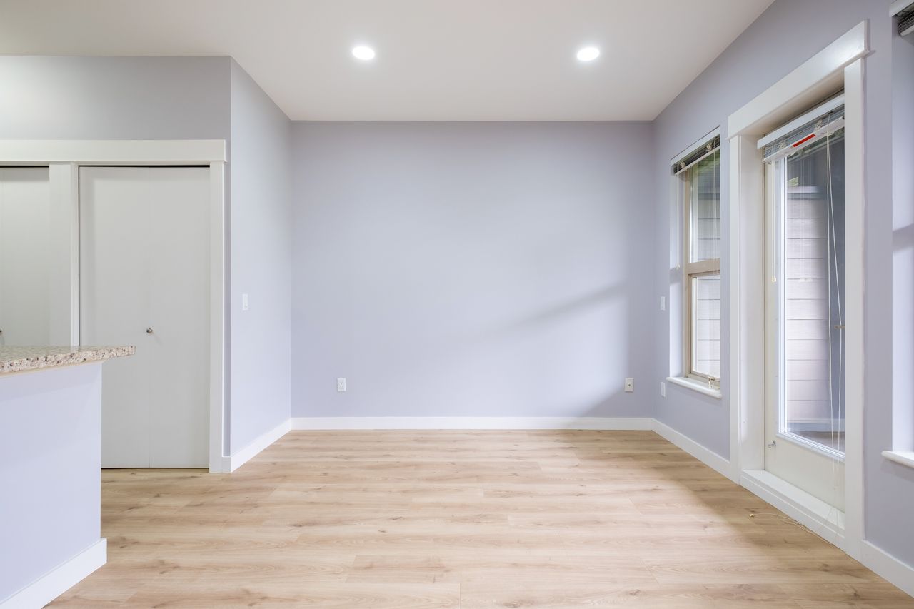 7-307-e-15th-st-family-room-3 at 7 - 307 E 15th Street, Central Lonsdale, North Vancouver