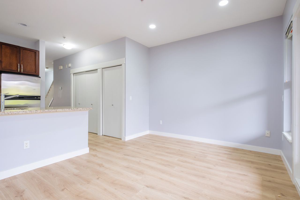 7-307-e-15th-st-family-room-4 at 7 - 307 E 15th Street, Central Lonsdale, North Vancouver