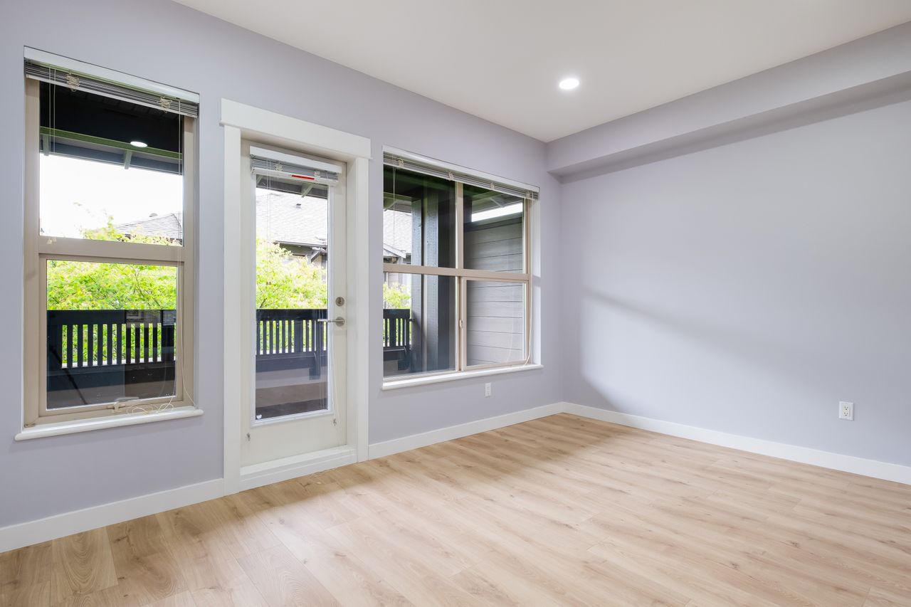 7-307-e-15th-st-family-room at 7 - 307 E 15th Street, Central Lonsdale, North Vancouver