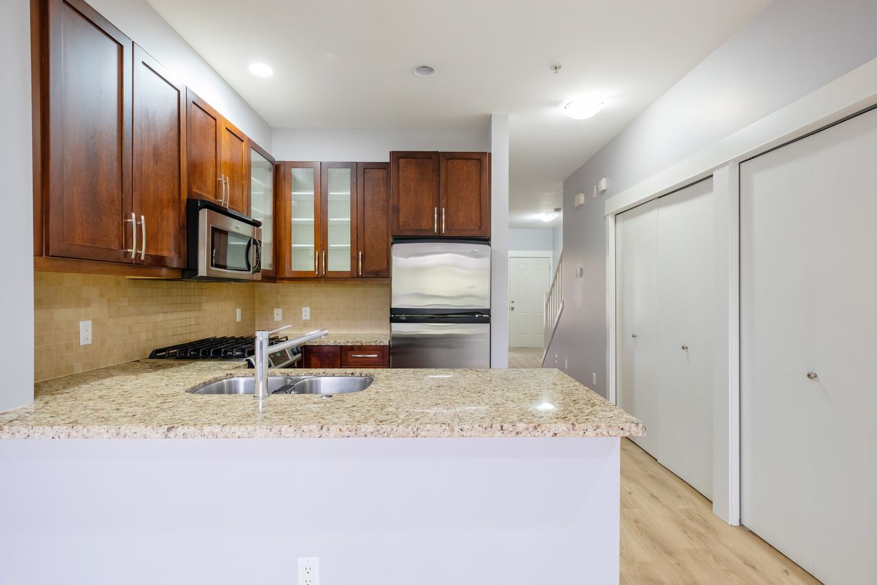 7-307-e-15th-st-kitchen at 7 - 307 E 15th Street, Central Lonsdale, North Vancouver