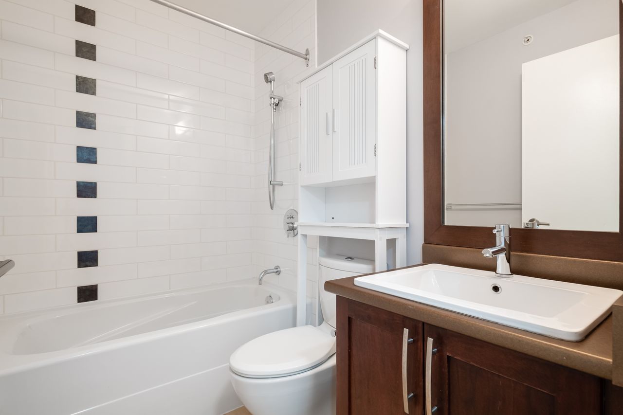 7-307-e-15th-st-main-bath at 7 - 307 E 15th Street, Central Lonsdale, North Vancouver