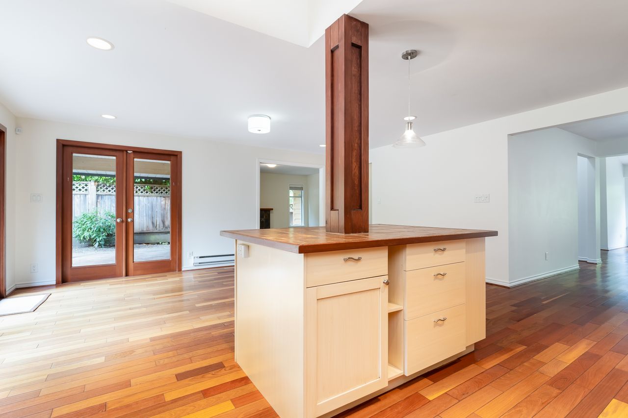 3827-lewister-ave-kit-3 at 3827 Lewister Road, Edgemont, North Vancouver