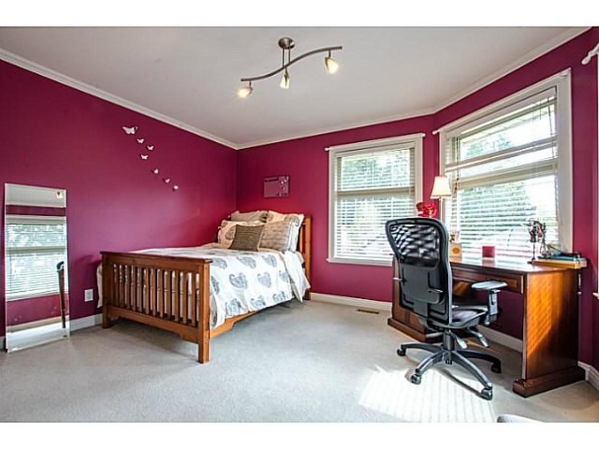 3303 Huntleigh Crt. Bed at 3303 Huntleigh Court, Windsor Park NV, North Vancouver