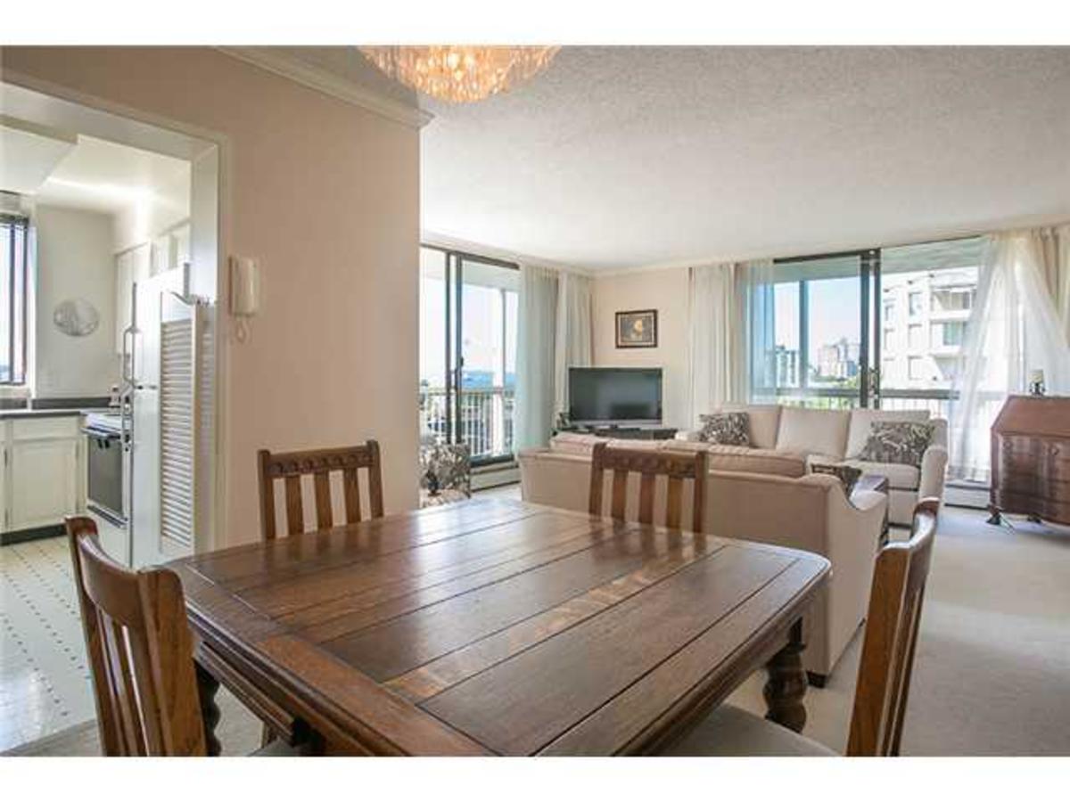 402-1390 Duchess Ave Dining Room at 402 - 1390 Duchess Avenue, Ambleside, West Vancouver