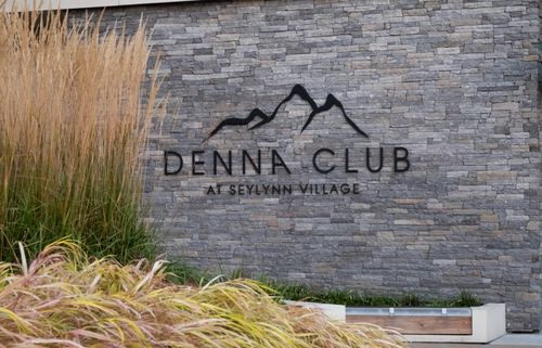 1-denna-club-entrance-1400x900 at 1520 Fern Street, Lynnmour, North Vancouver 1-denna-club-entrance-1400x900 at 1520 Fern Street, Lynnmour, North Vancouver