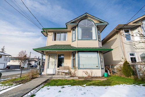 1649-prairie-avenue-glenwood-pq-port-coquitlam-02 at 1649 Prairie Avenue, Glenwood PQ, Port Coquitlam