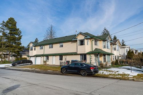 1649-prairie-avenue-glenwood-pq-port-coquitlam-03 at 1649 Prairie Avenue, Glenwood PQ, Port Coquitlam