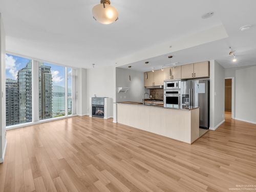realty_studios_real_estate_photography-12 at 1905 - 1211 Melville Street, Coal Harbour, Vancouver West