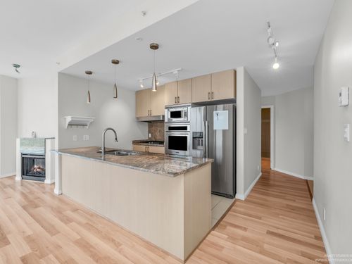 realty_studios_real_estate_photography-15 at 1905 - 1211 Melville Street, Coal Harbour, Vancouver West