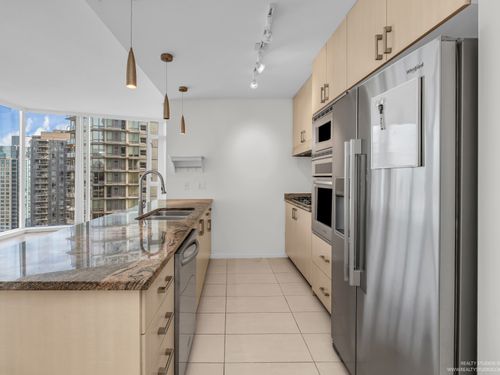 realty_studios_real_estate_photography-29 at 1905 - 1211 Melville Street, Coal Harbour, Vancouver West