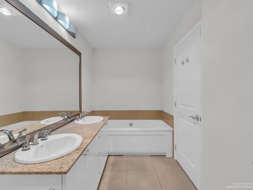 realty_studios_real_estate_photography-9 at 1905 - 1211 Melville Street, Coal Harbour, Vancouver West