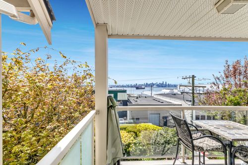 22-dom-22 at 208 - 333 E 1st Street, Lower Lonsdale, North Vancouver