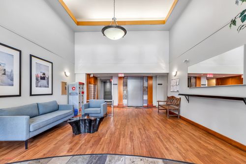 6-dom-6 at 208 - 333 E 1st Street, Lower Lonsdale, North Vancouver