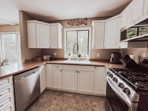 5717-trail-avenue-sechelt-district-sunshine-coast-02 at 5717 Trail Avenue, Sechelt District, Sunshine Coast 5717-trail-avenue-sechelt-district-sunshine-coast-02 at 5717 Trail Avenue, Sechelt District, Sunshine Coast