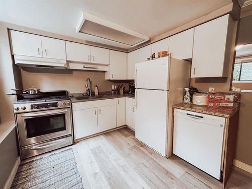 5717-trail-avenue-sechelt-district-sunshine-coast-21 at 5717 Trail Avenue, Sechelt District, Sunshine Coast 5717-trail-avenue-sechelt-district-sunshine-coast-21 at 5717 Trail Avenue, Sechelt District, Sunshine Coast