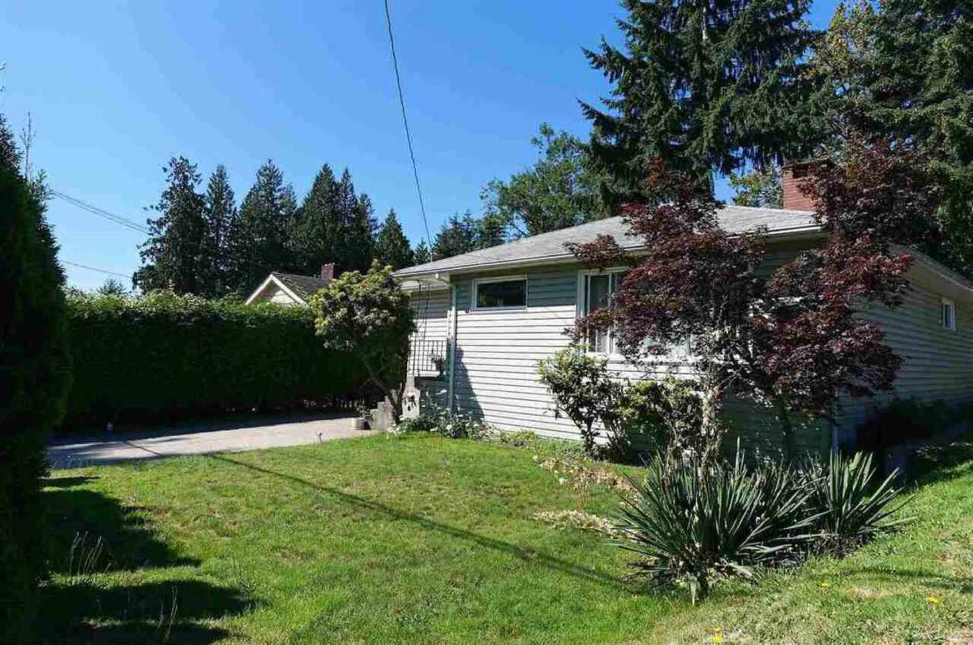 689 North Road, Gibsons & Area, Sunshine Coast  by Krista Dempster PREC* - Sunshine Coast Real Estate 689 North Road, Gibsons & Area, Sunshine Coast