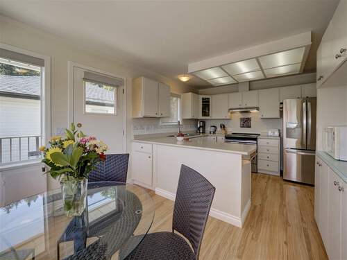 808-bayview-heights-road-gibsons-area-sunshine-coast-10 at 808 Bayview Heights Road, Gibsons & Area, Sunshine Coast 808-bayview-heights-road-gibsons-area-sunshine-coast-10 at 808 Bayview Heights Road, Gibsons & Area, Sunshine Coast